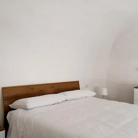 Near Naples & Pompeii, Self Check-in, Private Parking Apartment *