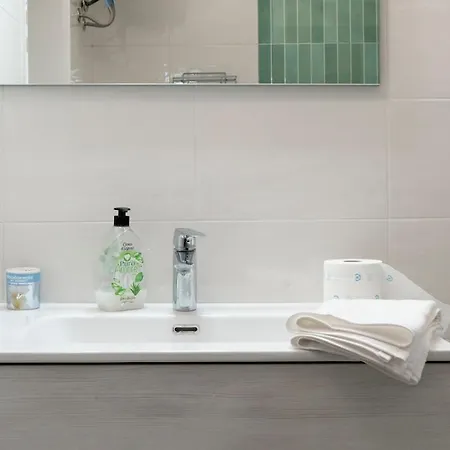 Near Naples & Pompeii, Self Check-in, Private Parking Apartment *