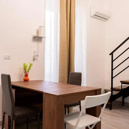 Apartment Near Naples & Pompeii, Self Check-in, Private Parking